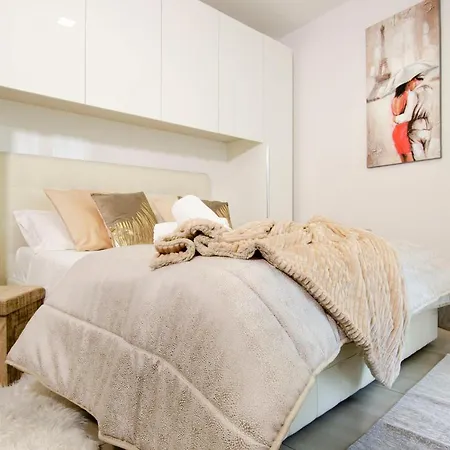 Smeralda Flats Apartment Olbia
