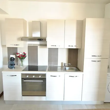 Apartament Smeralda Flats *